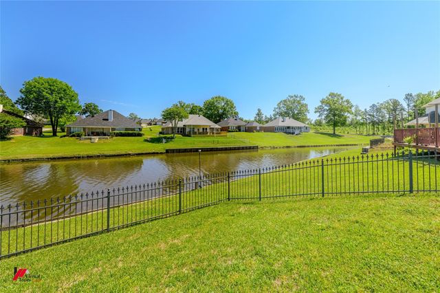 3833 Lakeside Drive, Shreveport, LA 71119