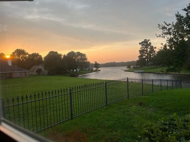 3833 Lakeside Drive, Shreveport, LA 71119