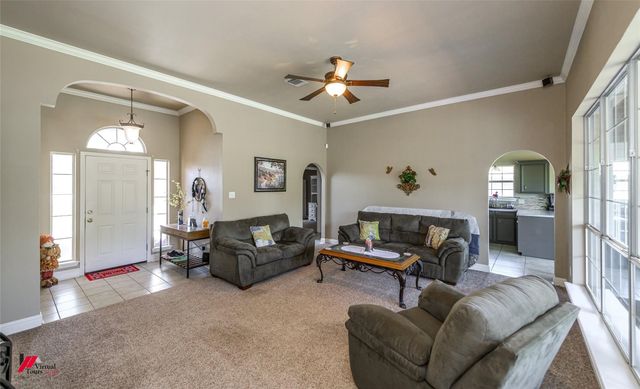 3833 Lakeside Drive, Shreveport, LA 71119