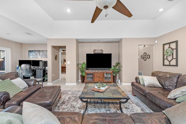 1984 Pine Ranch Drive, Navarre, FL 32566