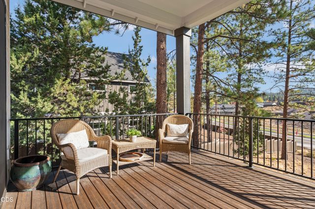 2169 NW Skyline Ranch Road, Bend, OR 97703
