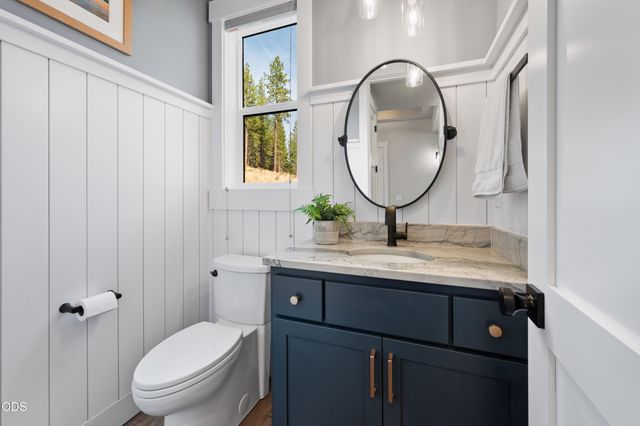 2169 NW Skyline Ranch Road, Bend, OR 97703