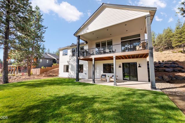 2169 NW Skyline Ranch Road, Bend, OR 97703