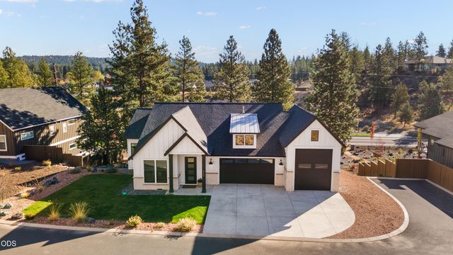 2169 NW Skyline Ranch Road, Bend, OR 97703