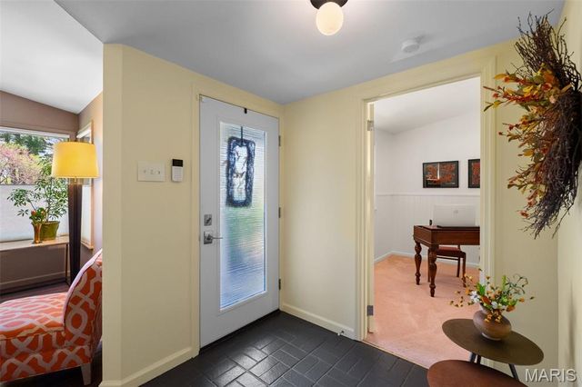 760 Pebbleshire Lane, St Louis, MO 63122