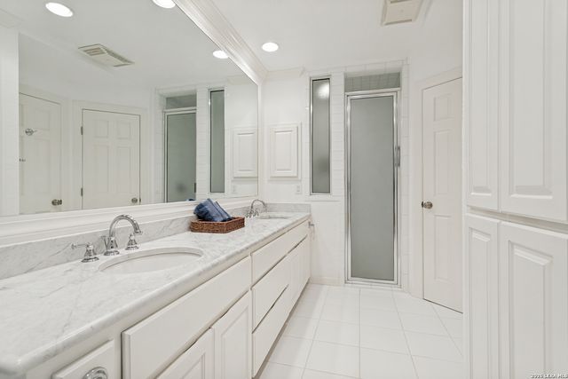 29341 No Le Hace, Fair Oaks Ranch, TX 78015