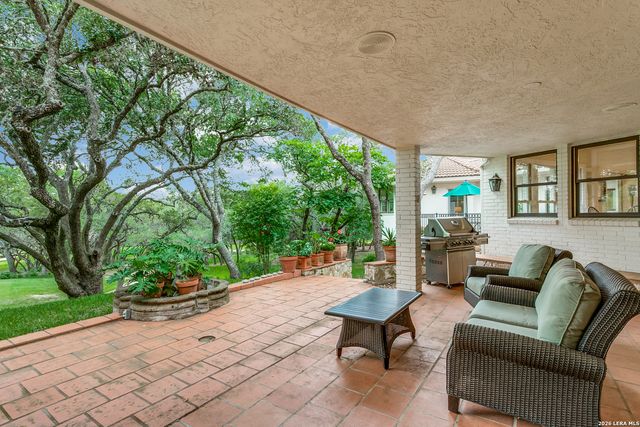 29341 No Le Hace, Fair Oaks Ranch, TX 78015