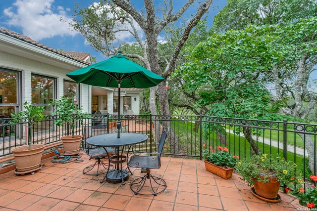 29341 No Le Hace, Fair Oaks Ranch, TX 78015