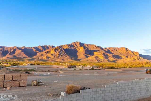 4755 S PURA VIDA Way, Gold Canyon, AZ 85118