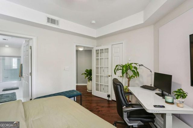 3275 Lenox Road NE 208, Atlanta, GA 30324