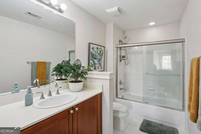 3275 Lenox Road NE 208, Atlanta, GA 30324