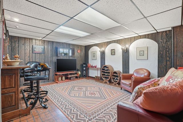 1308 E Thayer Street, Mount Prospect, IL 60056