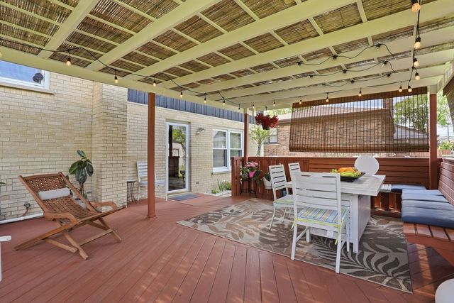1308 E Thayer Street, Mount Prospect, IL 60056
