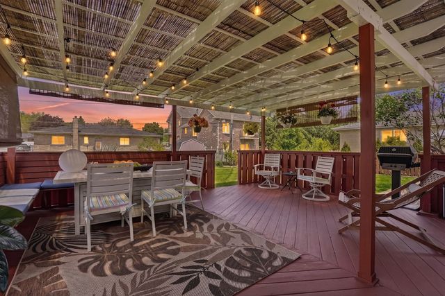 1308 E Thayer Street, Mount Prospect, IL 60056
