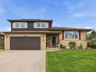 1308 E Thayer Street, Mount Prospect, IL 60056