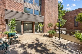 700 S Lake Avenue 109, Pasadena, CA 91106