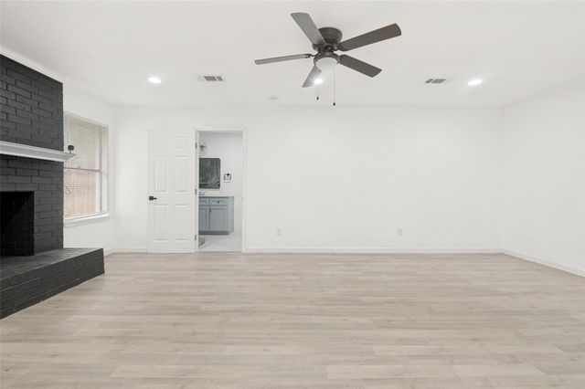 2908 Legend Road, Arlington, TX 76014