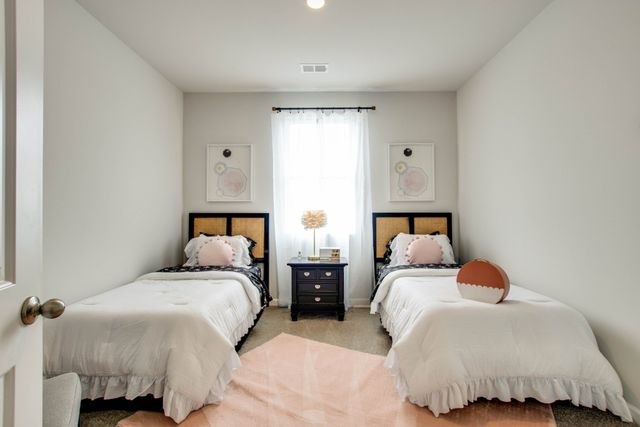 1004 Linn Cove Ct, Gallatin, TN 37066