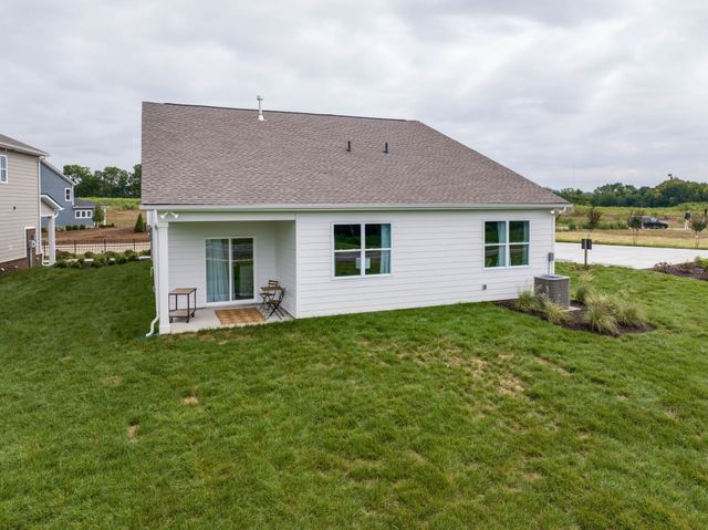 1004 Linn Cove Ct, Gallatin, TN 37066