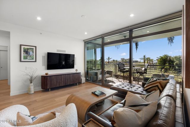 7120 E KIERLAND Boulevard 310, Scottsdale, AZ 85254