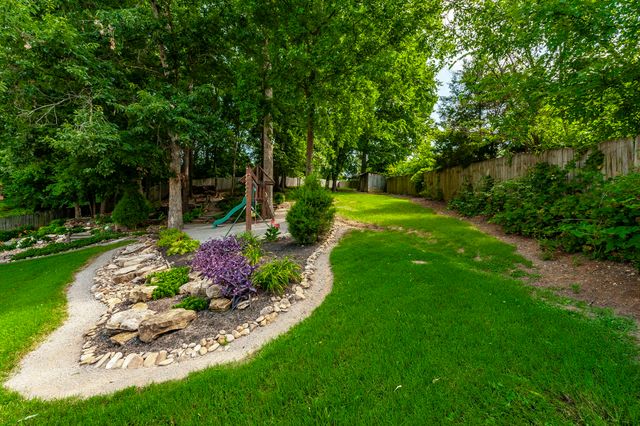 110 Camden Ct, N, Hendersonville, TN 37075