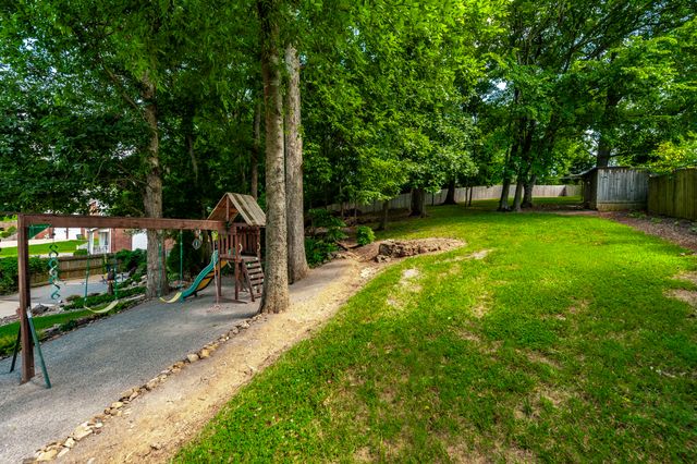 110 Camden Ct, N, Hendersonville, TN 37075