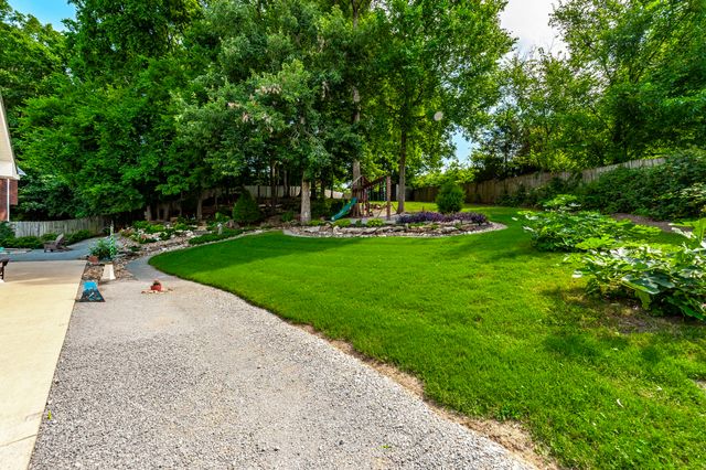 110 Camden Ct, N, Hendersonville, TN 37075