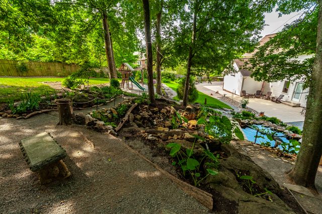 110 Camden Ct, N, Hendersonville, TN 37075