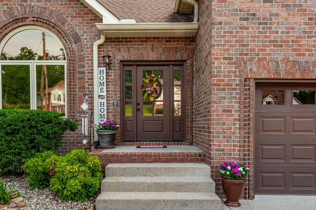 110 Camden Ct, N, Hendersonville, TN 37075