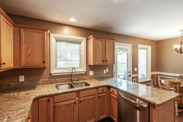 110 Camden Ct, N, Hendersonville, TN 37075