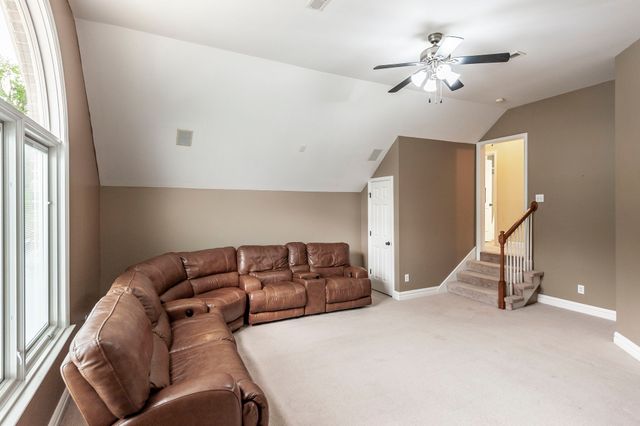 110 Camden Ct, N, Hendersonville, TN 37075