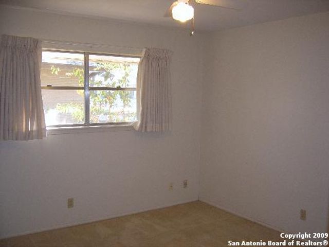 409 Fenwick, Windcrest, TX 78239