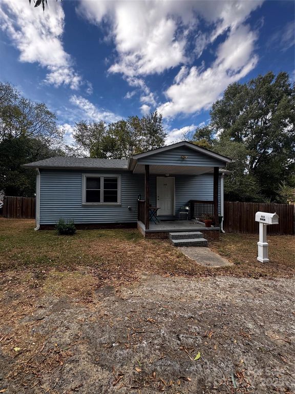 111 Magnolia Lane, Lancaster, SC 29720
