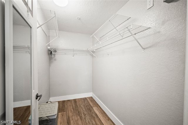 4665 Saint Croix LN 1525, Naples, FL 34109