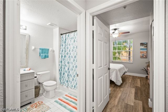 4665 Saint Croix LN 1525, Naples, FL 34109