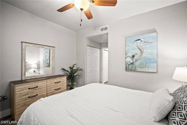 4665 Saint Croix LN 1525, Naples, FL 34109