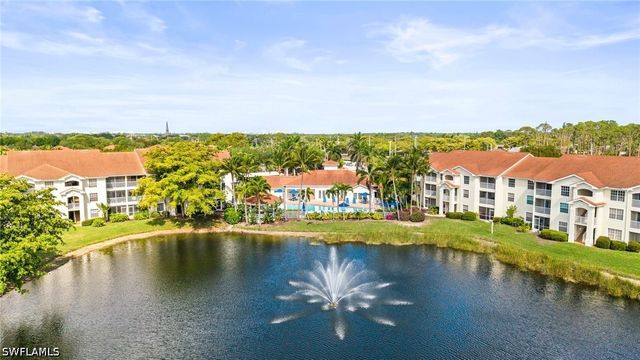 4665 Saint Croix LN 1525, Naples, FL 34109