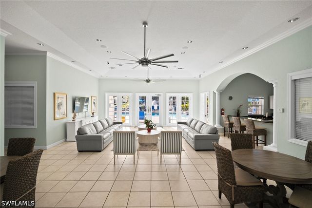 4665 Saint Croix LN 1525, Naples, FL 34109