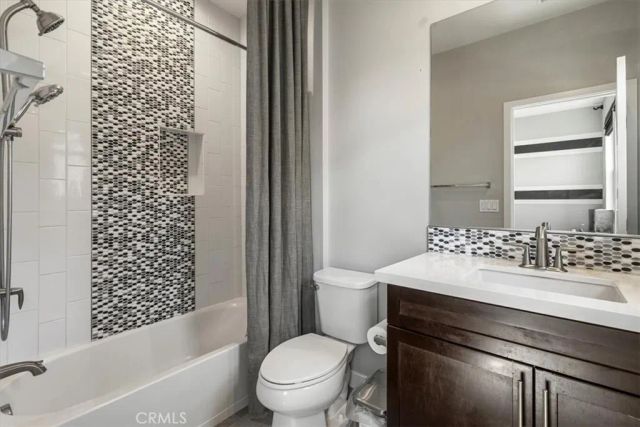 3800 W Kent Ave 3, Santa Ana, CA 92704