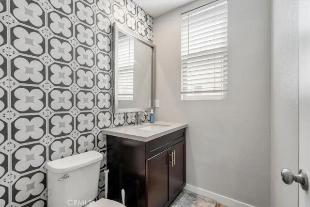 3800 W Kent Ave 3, Santa Ana, CA 92704