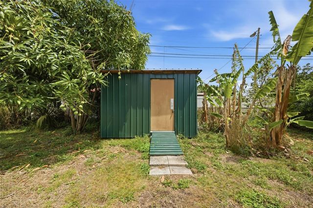 310 40TH STREET S, St Petersburg, FL 33711