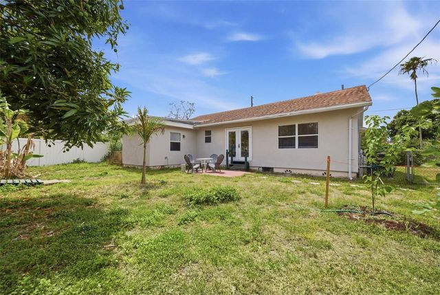 310 40TH STREET S, St Petersburg, FL 33711