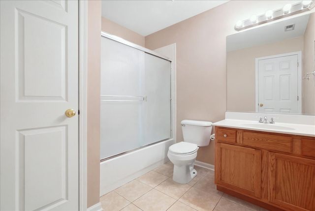 188 Stockton Drive, Grayslake, IL 60030