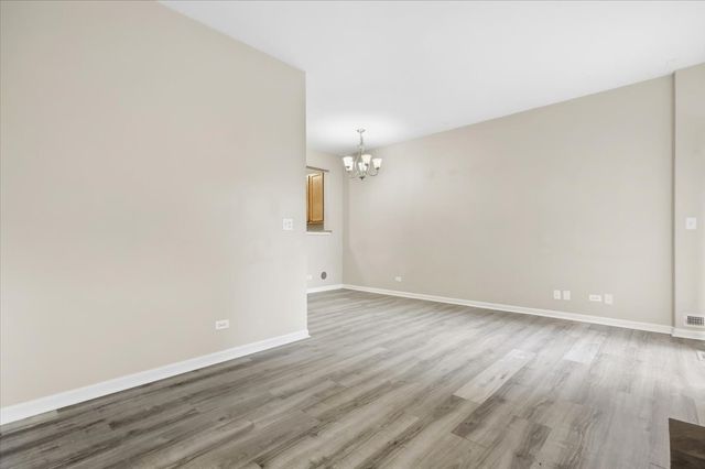 188 Stockton Drive, Grayslake, IL 60030