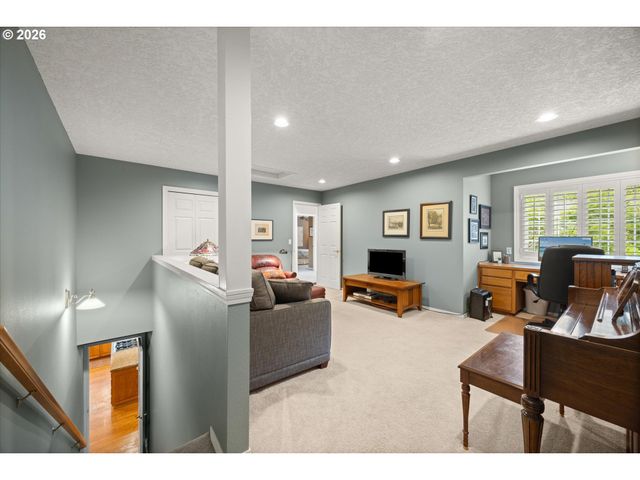 3149 ROSEMARY Ln, Lake Oswego, OR 97034