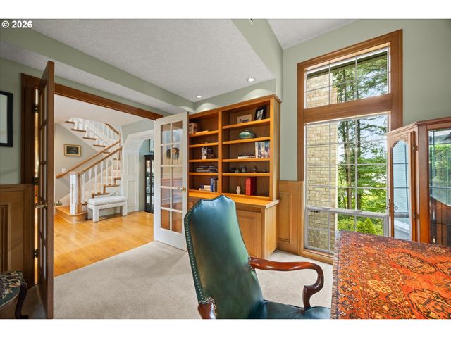 3149 ROSEMARY Ln, Lake Oswego, OR 97034