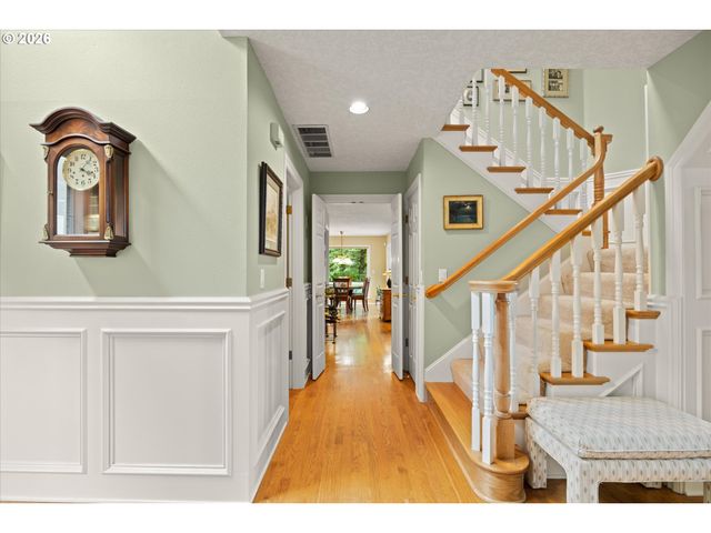 3149 ROSEMARY Ln, Lake Oswego, OR 97034