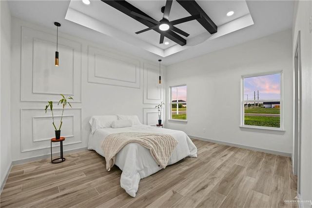 2405 N Venice Avenue, Edinburg, TX 78542