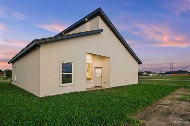 2405 N Venice Avenue, Edinburg, TX 78542