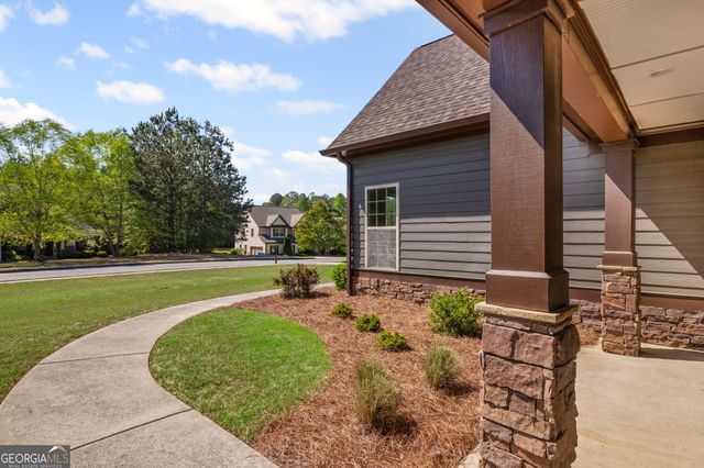 189 Willowleaf Way, Sharpsburg, GA 30277